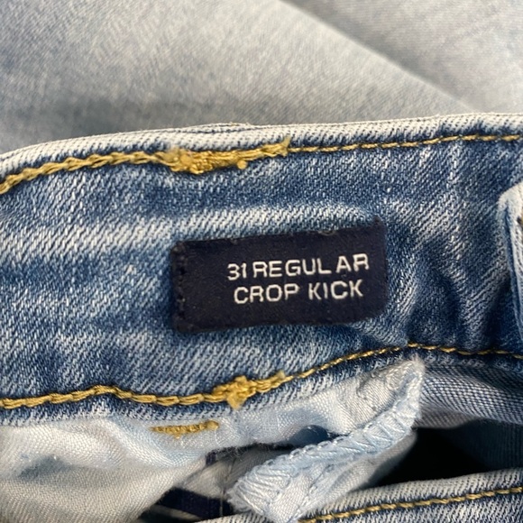 Gap Crop Kick Jean - Picture 5 of 8